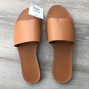 Madewell Boardwalk post slide 9M